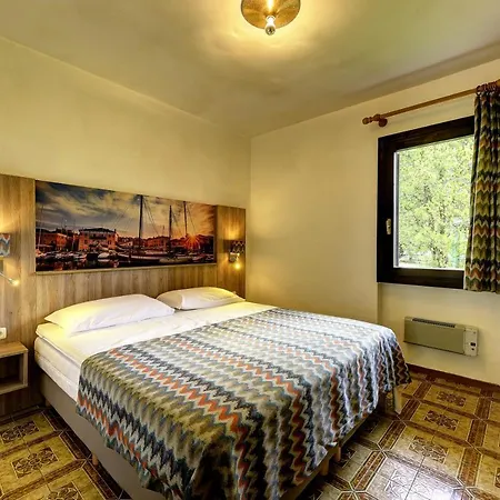 Aparthotel Italsol Riai 3*